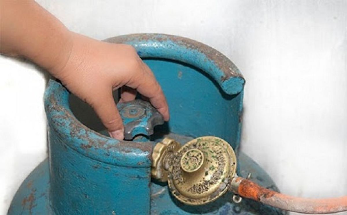 C&aacute;ch khắc phục lỗi bị tắc gas ở bếp gas
